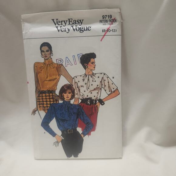 9719 Vintage Very Easy Very Vogue Sewing Pattern 3 Blouses Size 8 to 12 B11 - Picture 1 of 5